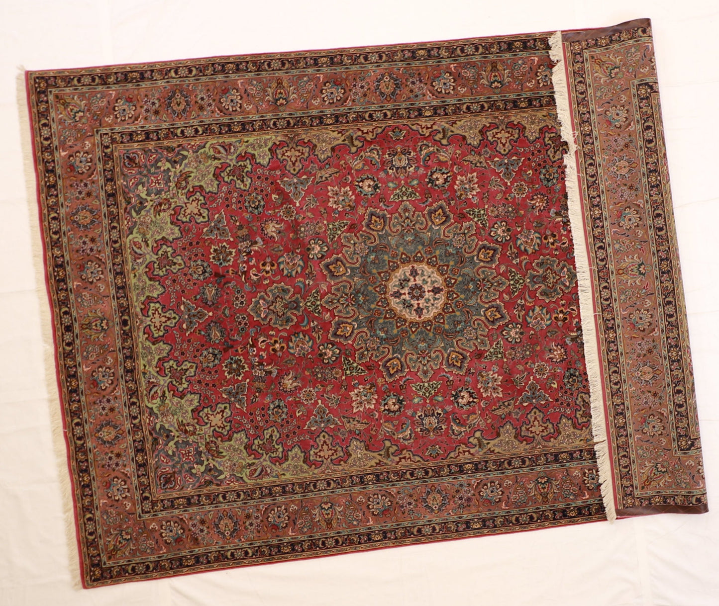 7x10 - Tabriz Fine/Silk/Wool Floral Rectangle - Hand Knotted Rug