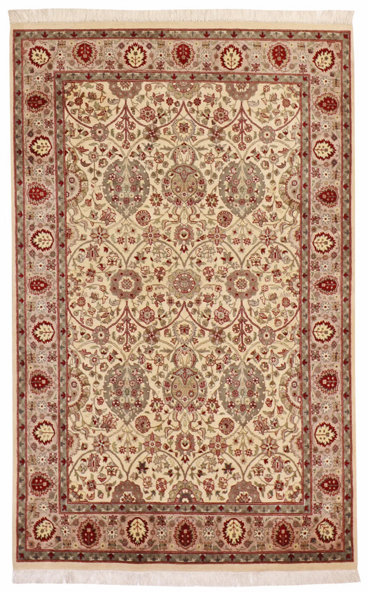 4x6 - Qum Fine Floral Rectangle - Hand Knotted Rug